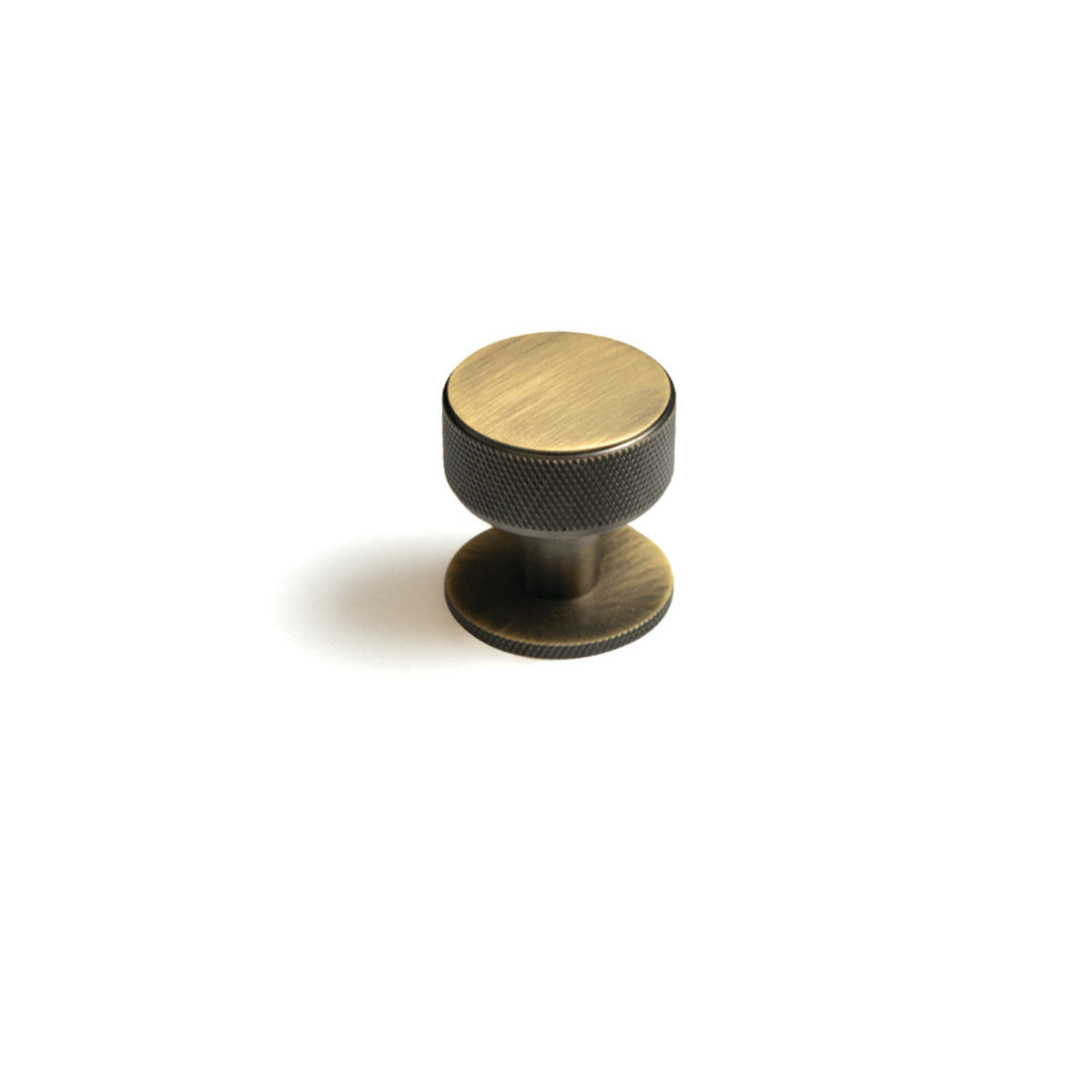 The Belgravia Knurled Round Knob By Momo