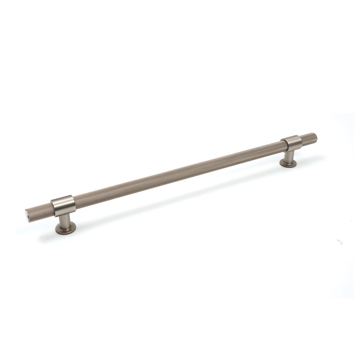The Belgravia Knurled Bar Pull By Momo
