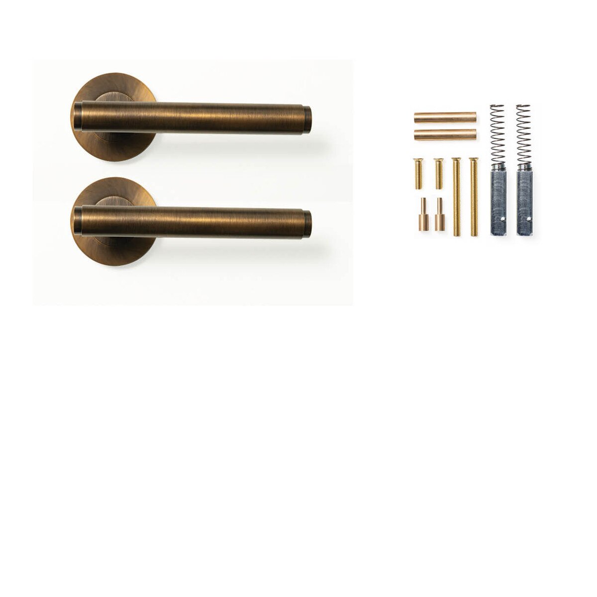Momo Bellevue Plain - Solid Brass Handle Sets
