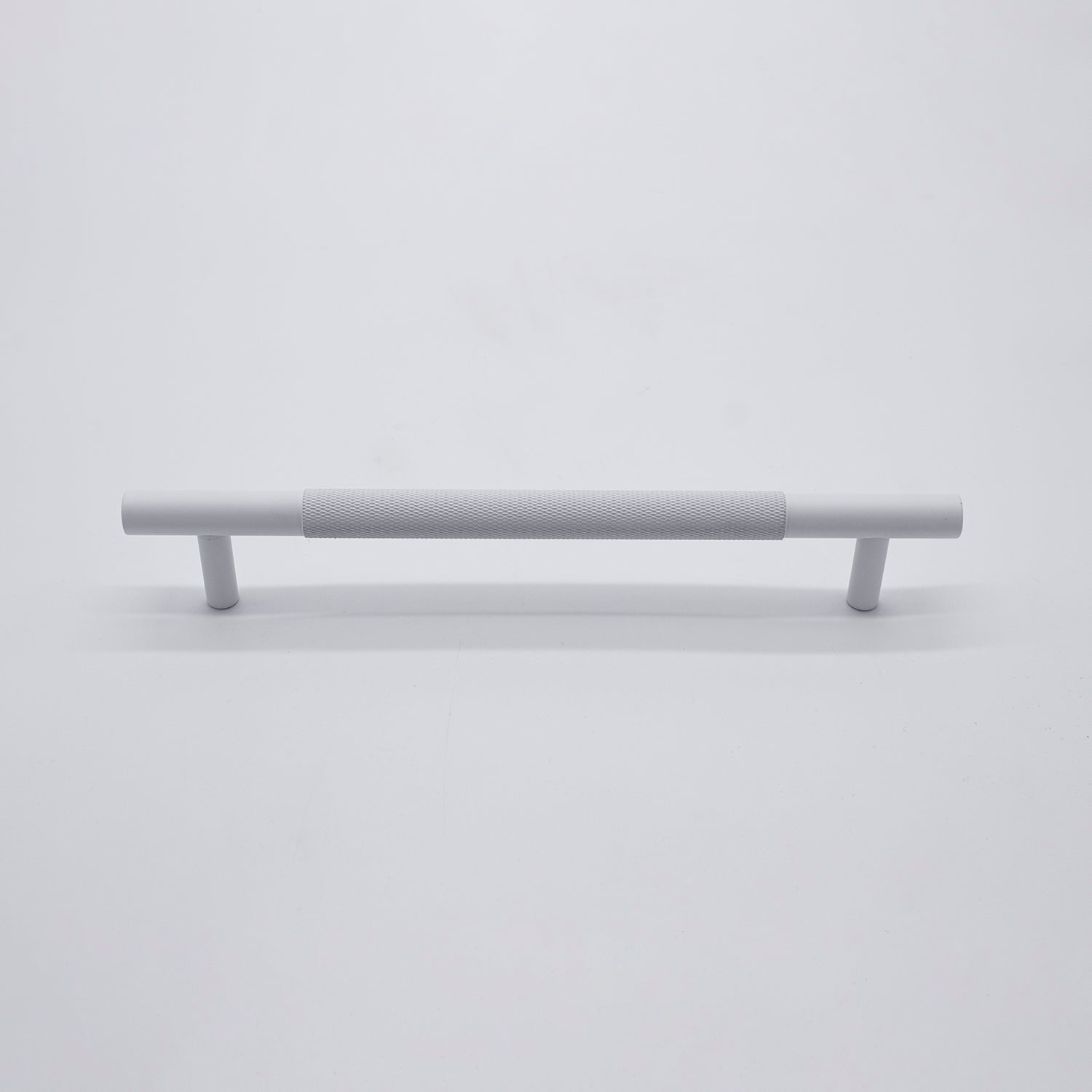 White Knurled Drawer Pull - Charmian - Manovella