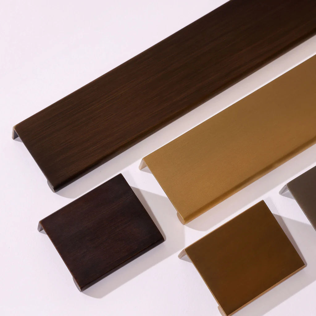 HH x Ren Lip Pull - English Bronze by Hepburn Hardware