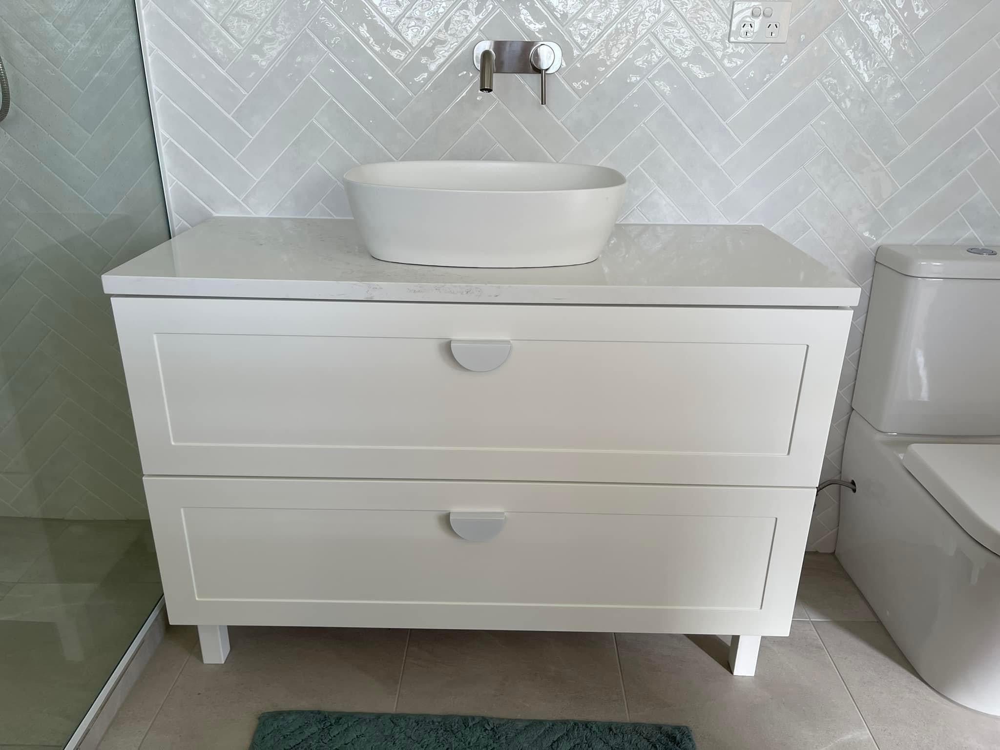 White Half Moon Cabinet Pull - Iris - Manovella