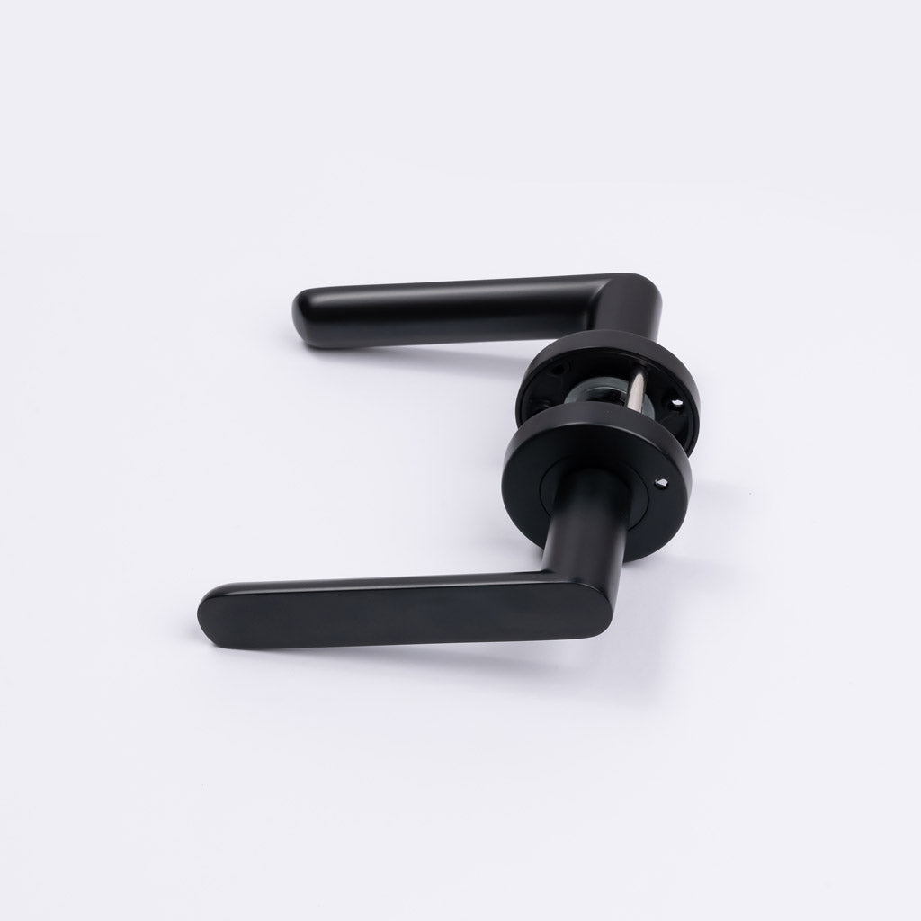 Matt Black Privacy Door Handle - Fairhaven - Manovella