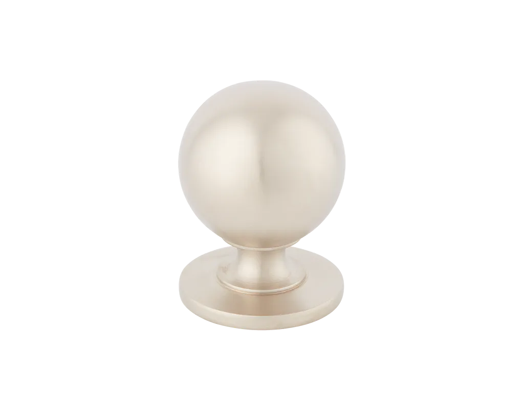 Cotswold Ball Cabinet Knob By Armac Martin
