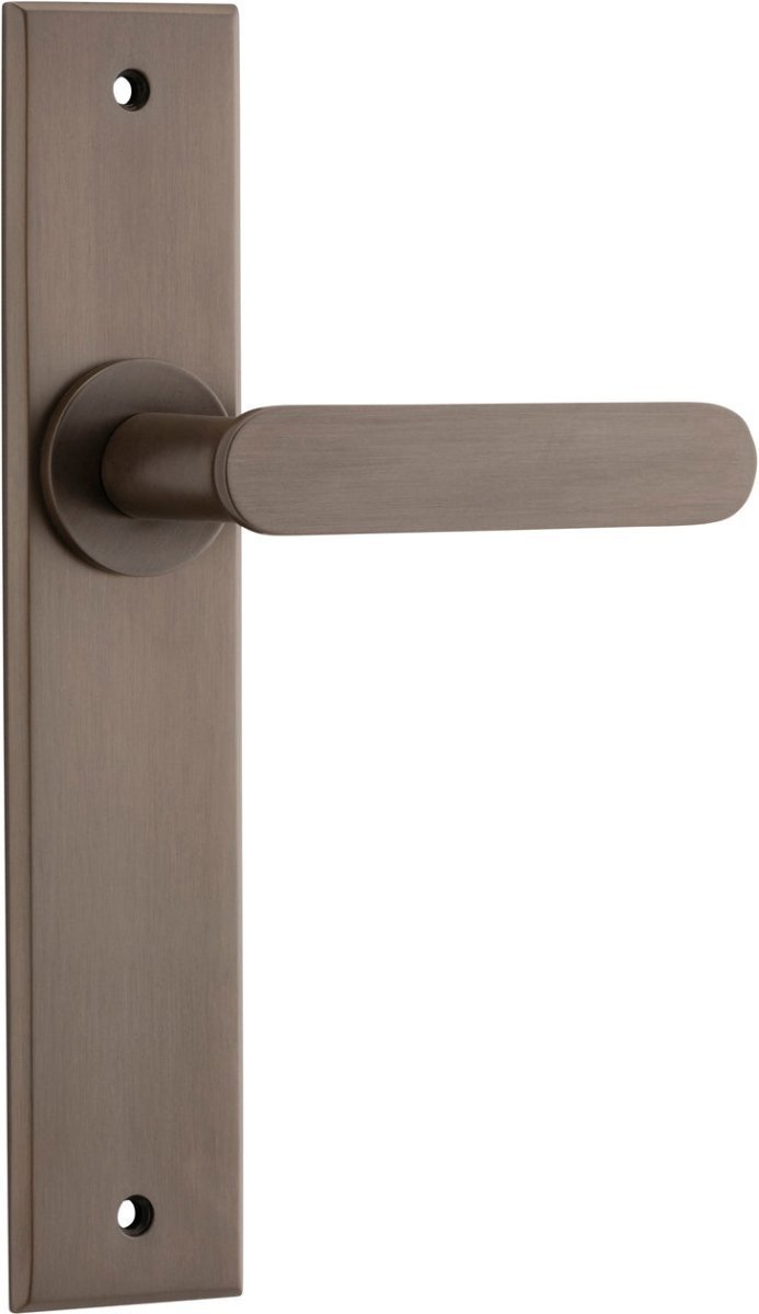 IVER Bronte Lever on Chamfered Backplate – Multiple Finishes Available - Entry - Point - 10784 - Iver