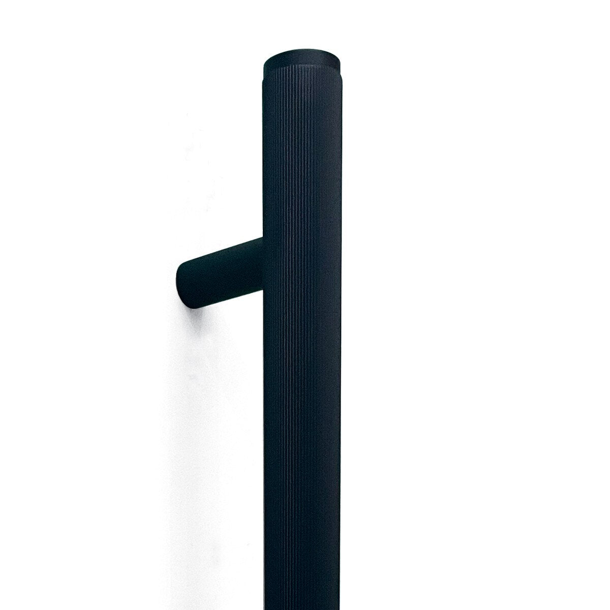 Momo Bellevue Lined Entry Pull Handle (Single) – Solid Brass