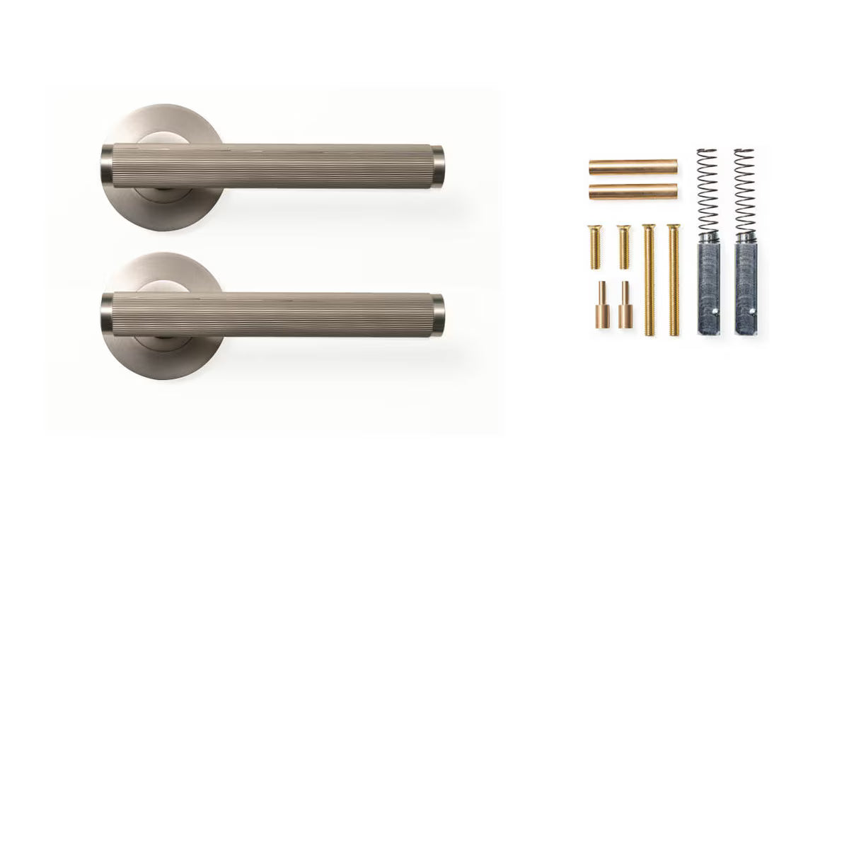 Momo Bellevue Lined - Solid Brass Handle Sets
