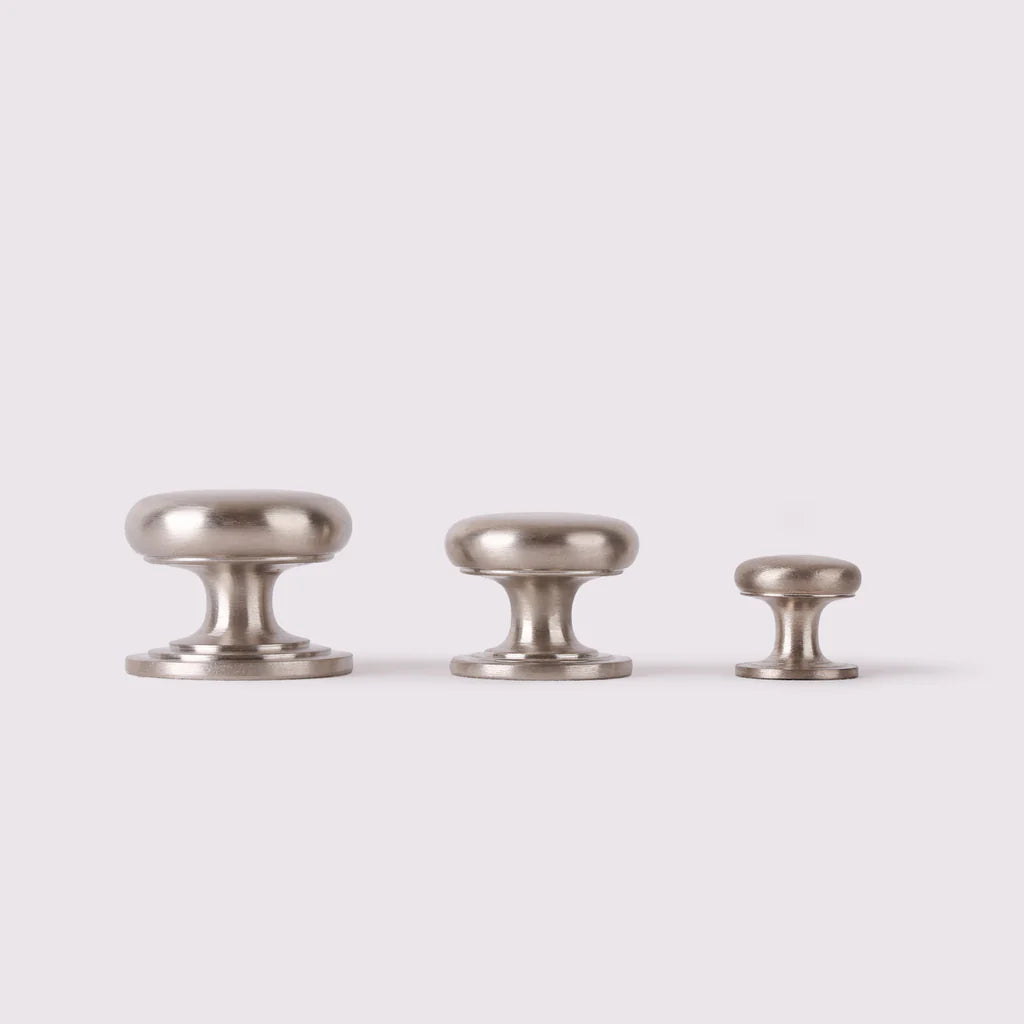 Kew Knob - Satin Nickel by Hepburn