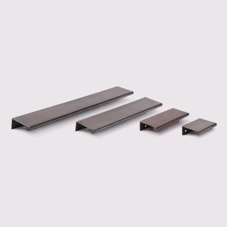 Ren Lip Pull - Antique Bronze