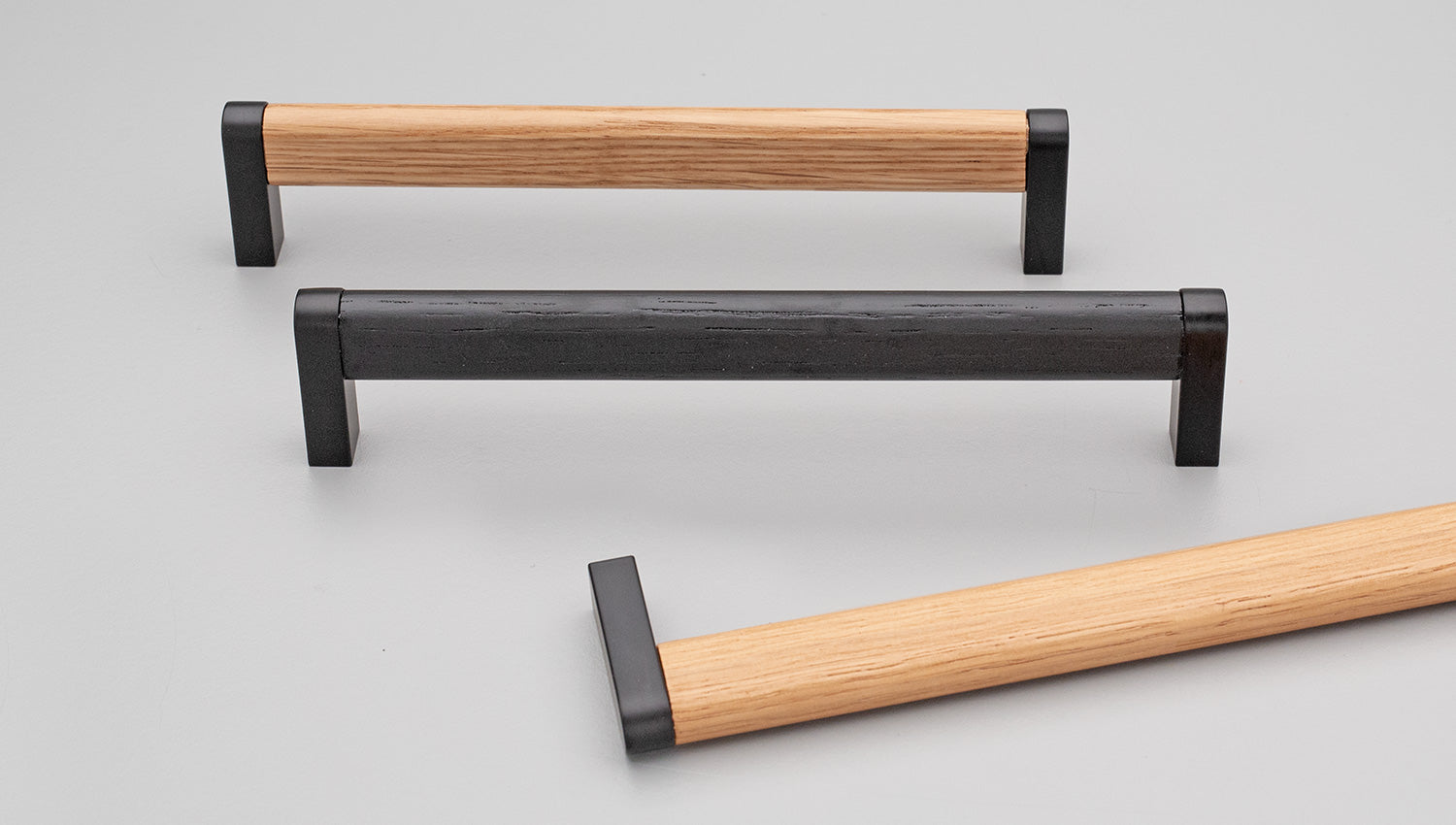 Kethy L7817 Timber & Cabinet Handle – Oak / Black Oak