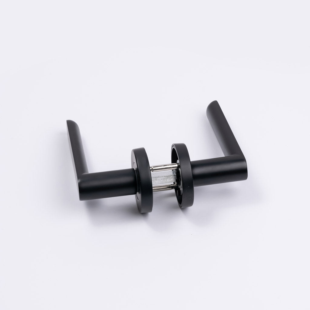 Matt Black Privacy Door Handle - Fairhaven - Manovella