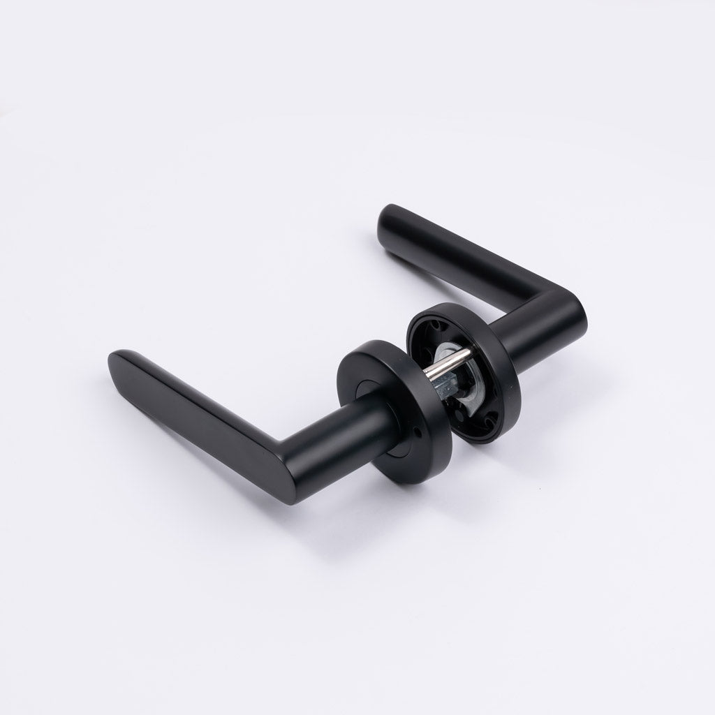 Matt Black Privacy Door Handle - Fairhaven - Manovella