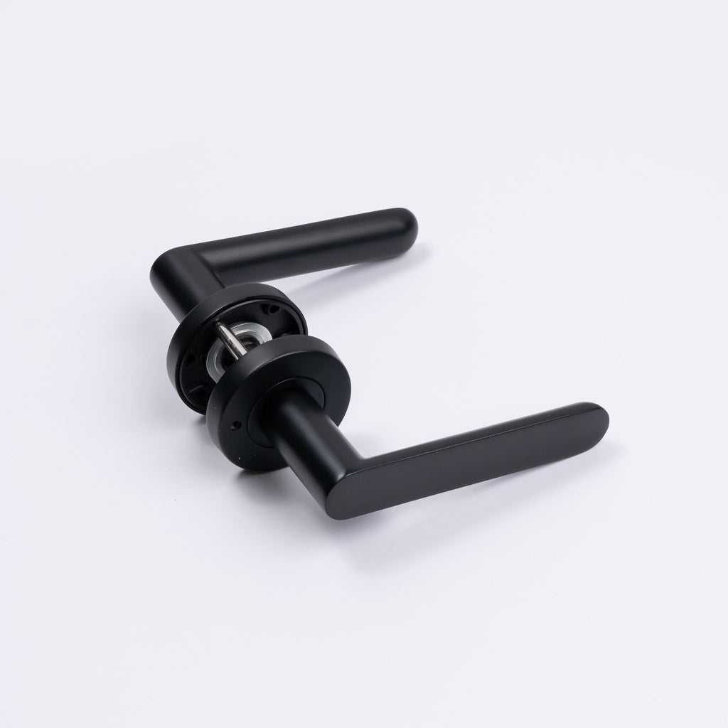 Matt Black Privacy Door Handle - Fairhaven - Manovella