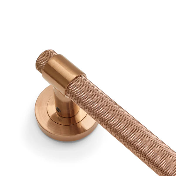 Brushed Copper Knurled Passage Door Handle - Rosedale - Manovella