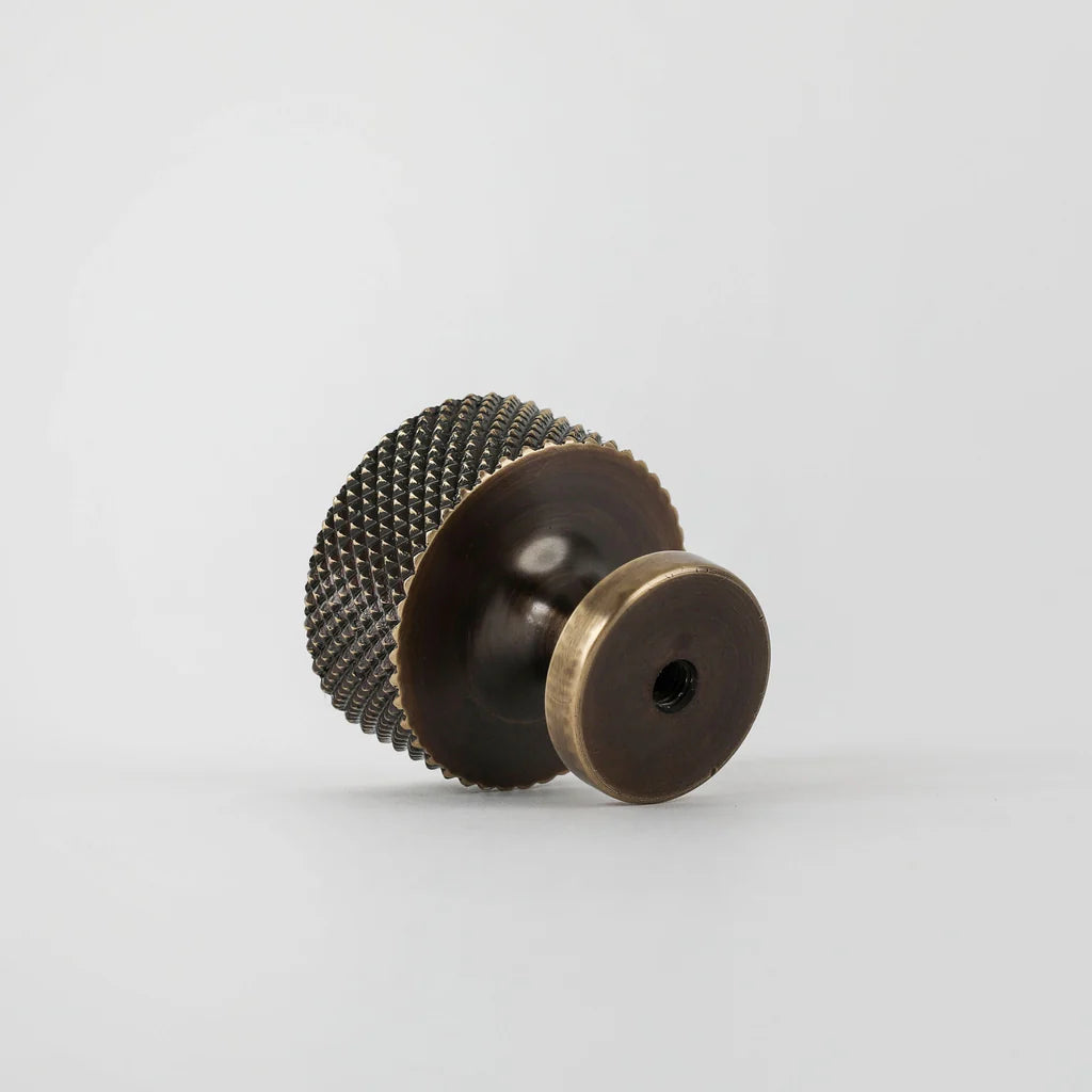 New Yorker Knob - Oil Rubbed Bronze By Hepburn