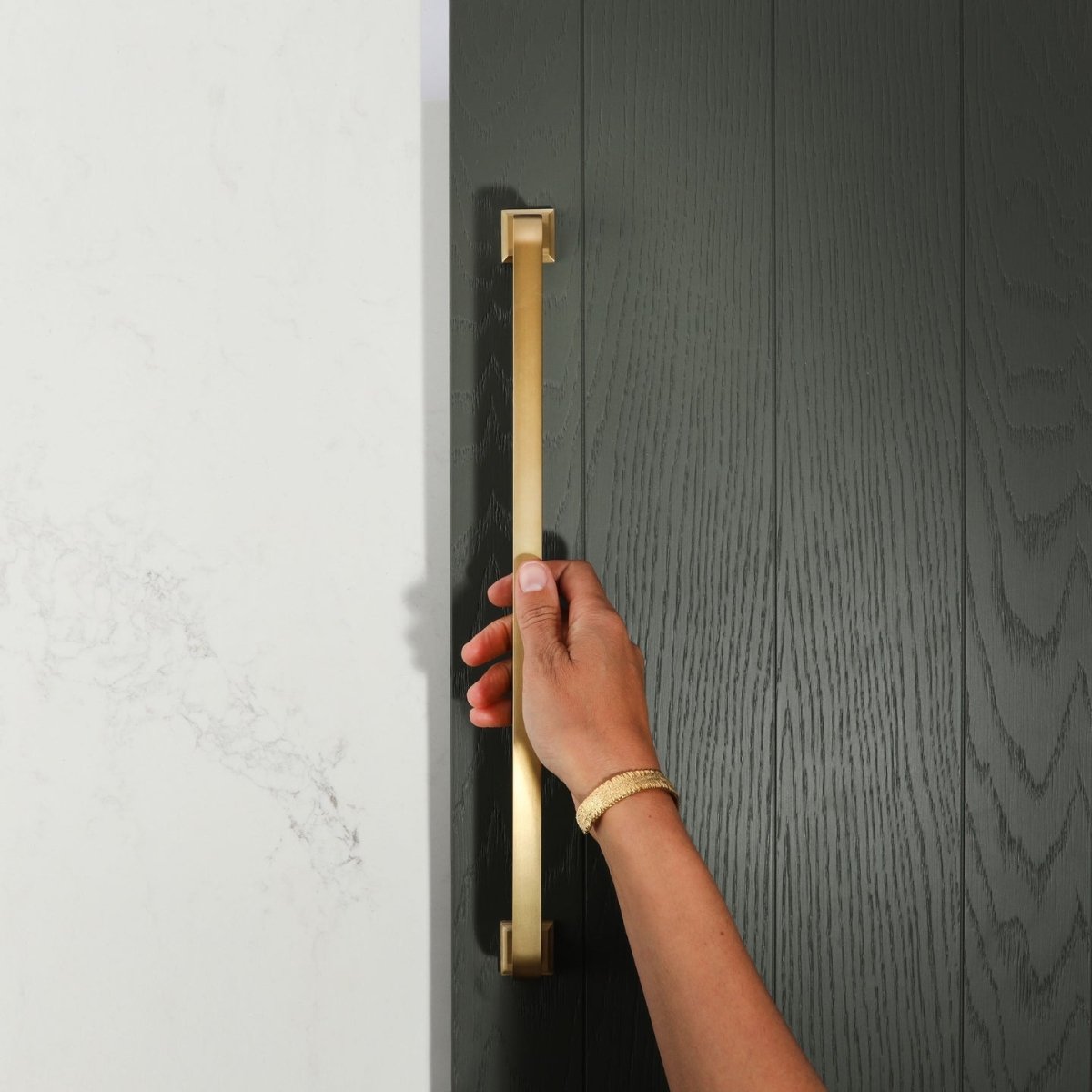 Bronte Appliance Pull - Polished Chrome By Hepburn - Entry - Point - B384PC - Hepburn Hardware