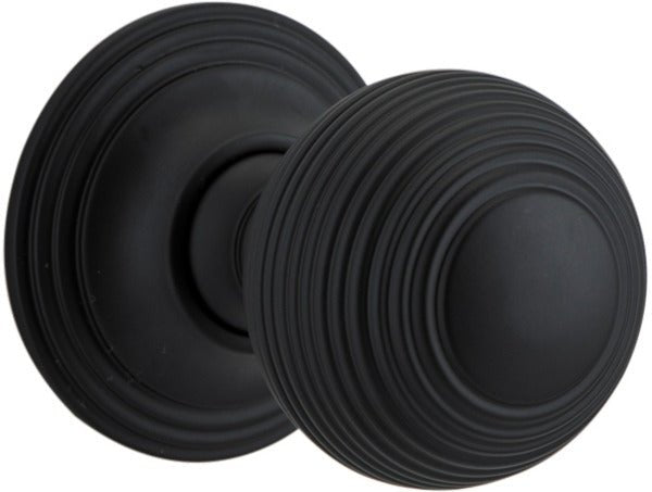 Guildford Knob - Round Rose - Entry - Point - 0223 - Iver