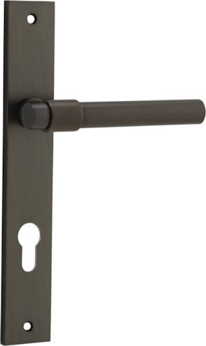 IVER Helsinki Solid Brass Rectangular Backplate Door Handle – Multiple Finishes Available - Entry - Point - 10896E85 - Iver
